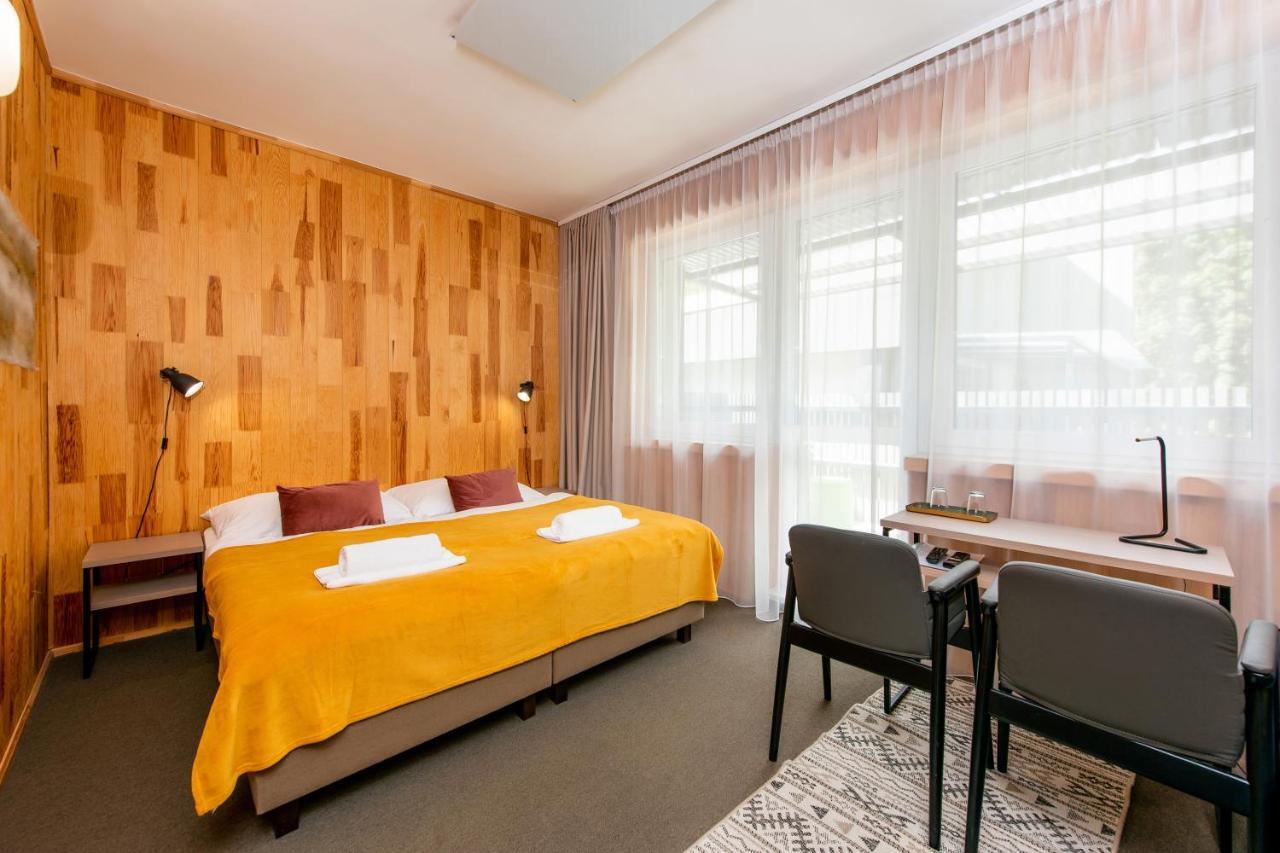 Hotel Veverica Trencin Exterior photo